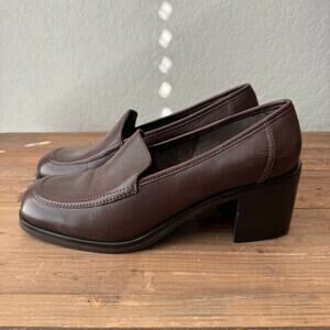 Women's Nine West Dark Brown Heeled Leather Loafer Size 8.5 M